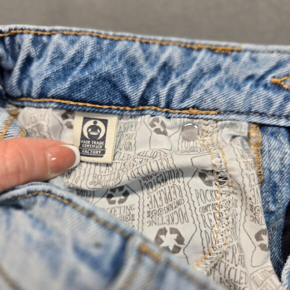 Wild Fable High Rise Straight Leg Distressed Jeans Light Wash Size 2/26 - Picture 11 of 15